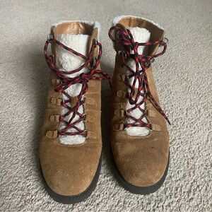 Shearling ankle boot